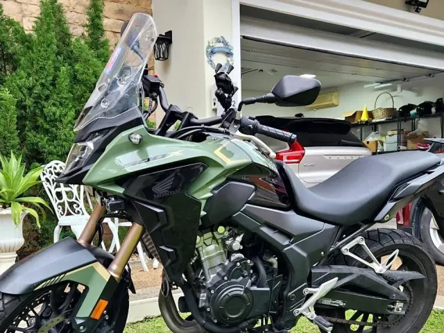 Selling Honda CB500X 2022
