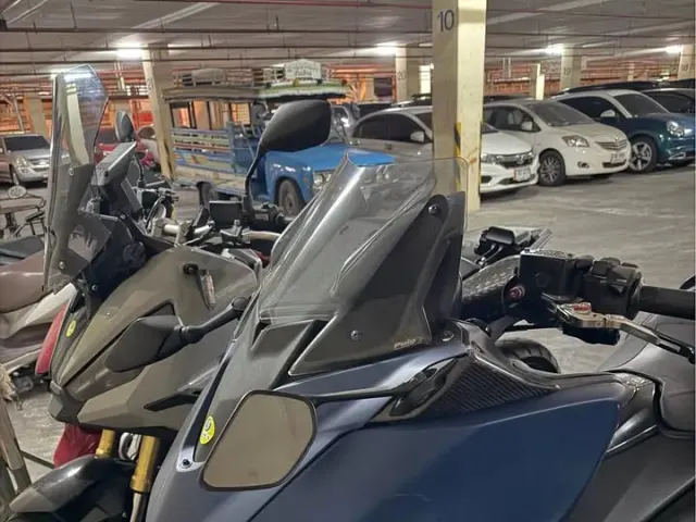 Selling Yamaha TMAX 530 2018