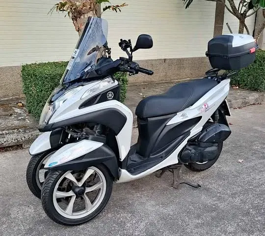Rent Yamaha Tricity 2019