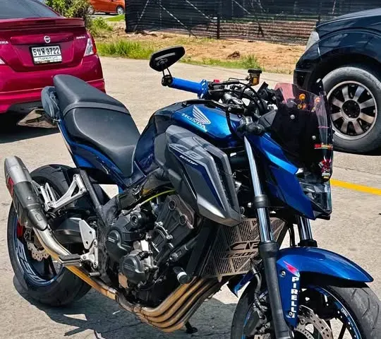 For rent Honda CB650F 2018