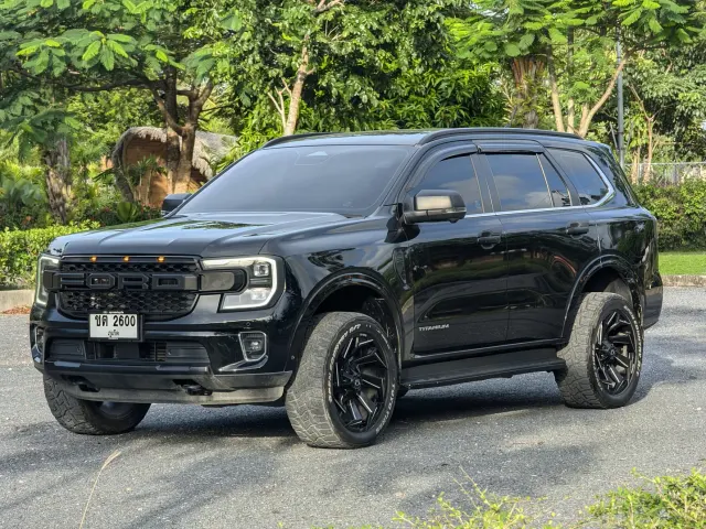 Ford Everest, 7-seater SUV rental