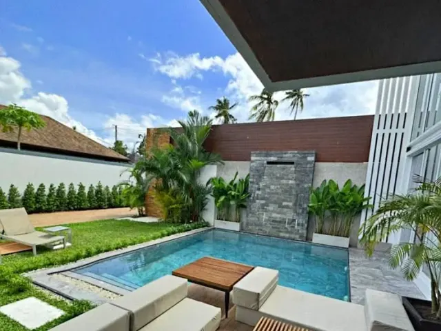 4 Bedroom Villa for Sale in Chalong