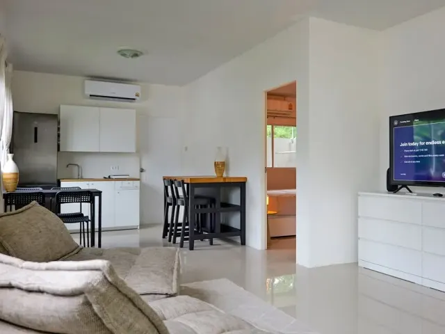 For rent 2-bedroom townhouse in Thalang