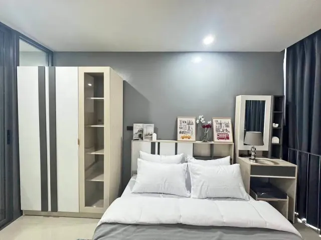 For rent 1-bedroom apartment in The Square Condo
