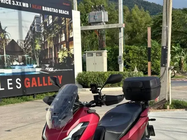 Selling Honda ADV 350 2022