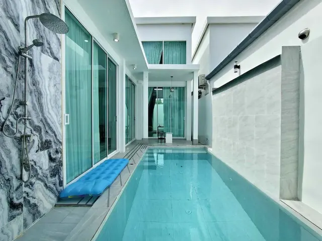 Selling villa 2 bedrooms in Rawai