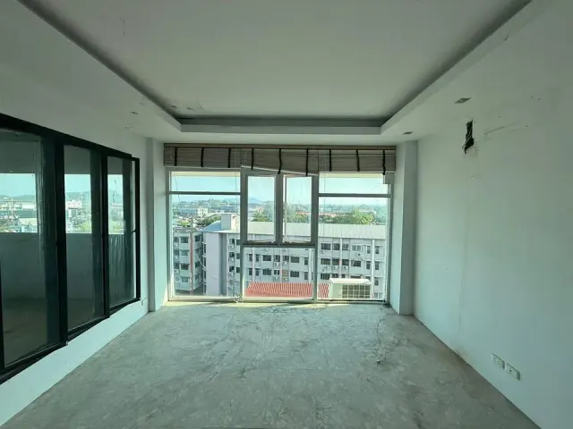 Sale of a 2-bedroom apartment in Phonsawan Condotel