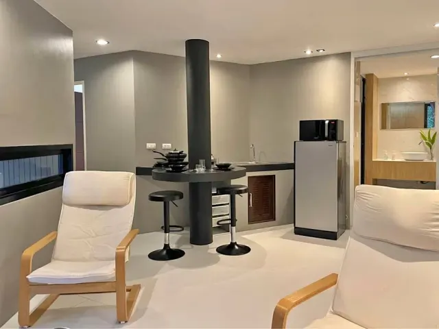 For Rent | 1-Bedroom Apartment in The City Luxury Condominium