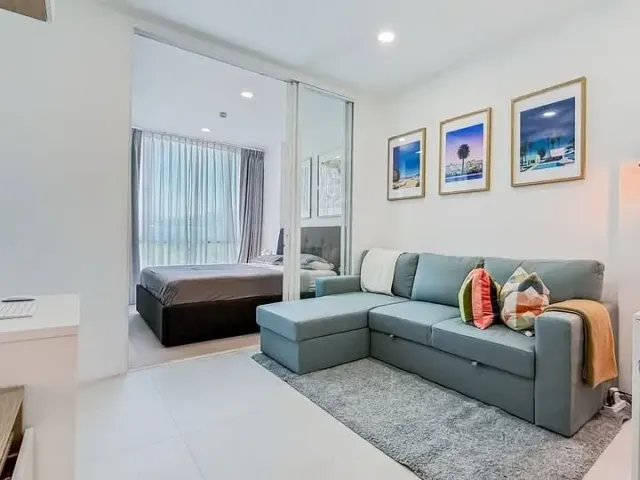Selling 1-bedroom apartment in The Base Downtown Condominium