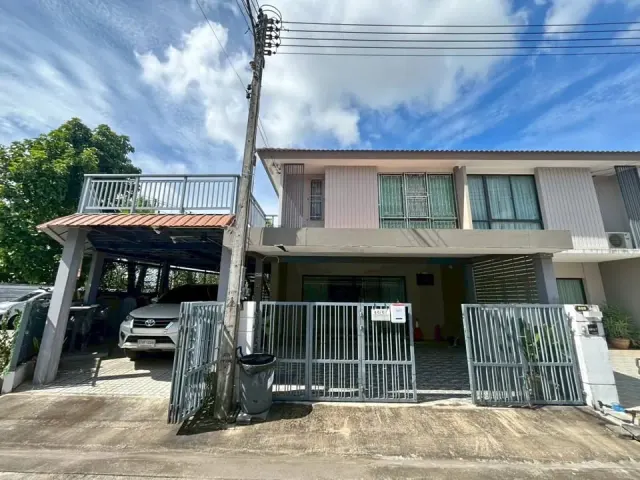 3 Bedroom Townhouse for sale in Kathu
