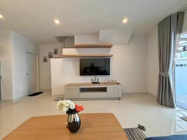 3 Bedroom Townhouse for Rent in Supalai Primo Thep Kasatri