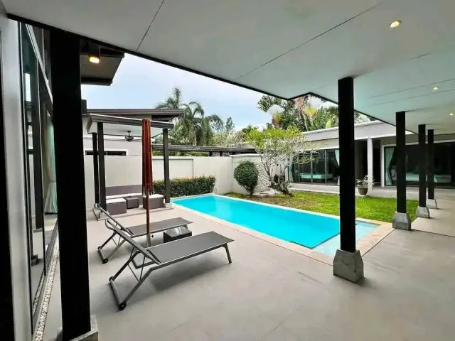 For rent 3-bedroom villa in Baan Wana Pool Villas