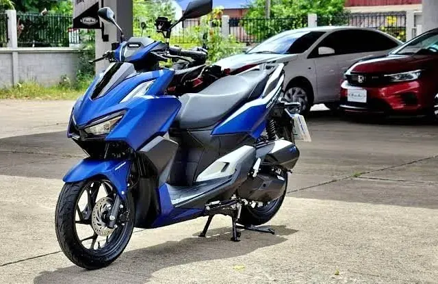 Rent Honda Click 160 2023
