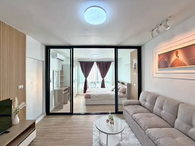 For Sale: 1 Bedroom Condo in Dcondo Kathu-Patong