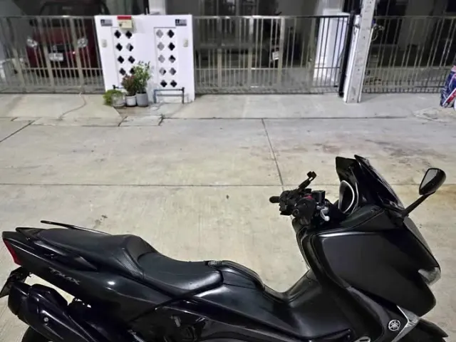 Selling Yamaha TMAX 2018