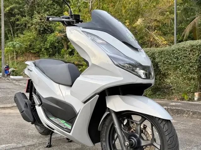 Selling Honda PCX 160