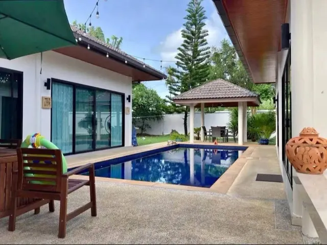 4 bedroom villa for rent in Rawai