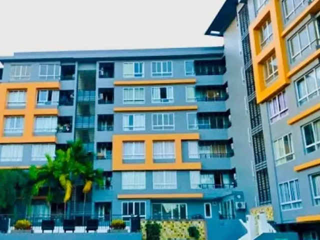 Selling 2-bedroom apartment in The Clover condo