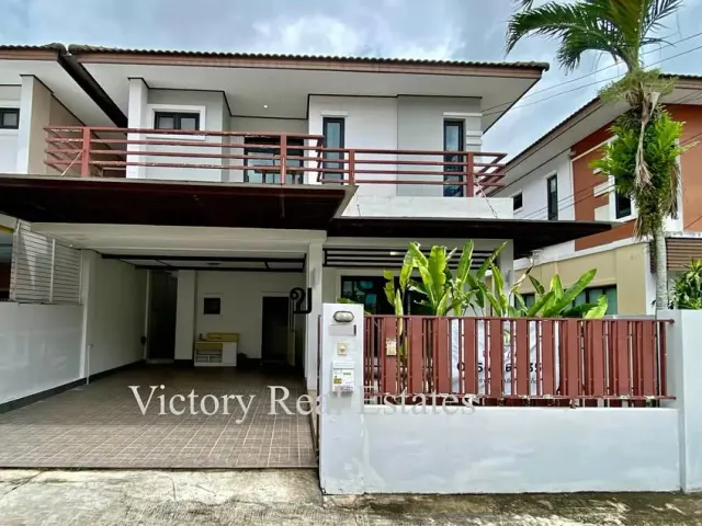 For rent 3-bedroom townhouse in Kathu