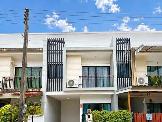 For sale The House in Wichit
