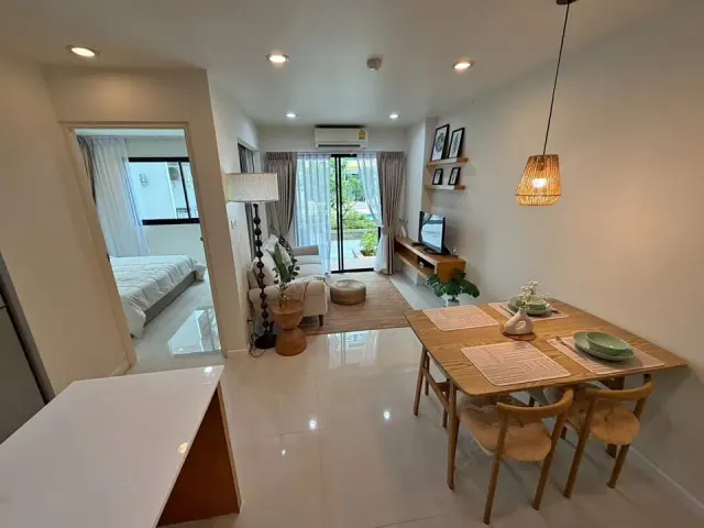 For Sale: 1 Bedroom Condo in Ratchaporn Condo