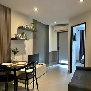 For Rent: 1-bedroom apartment in TOWER Condominium