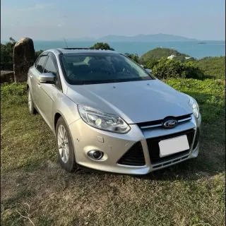 Selling Ford Focus 2013