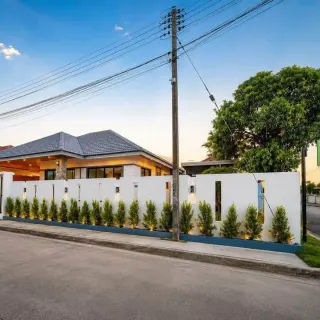 3 Bedroom 3 Bathroom House for Sale