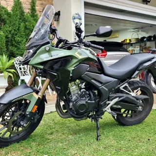 Selling Honda CB500X 2022