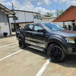 Selling Ford Ranger 2013