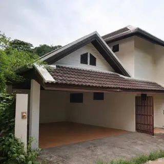 4-bedroom villa for sale in Kathu