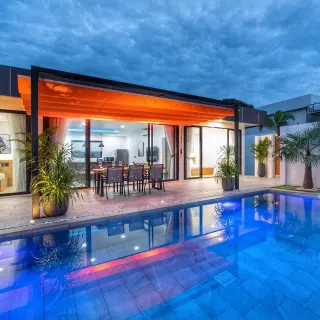 Selling villa 2 bedrooms in Rawai
