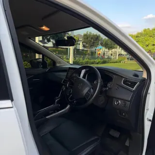 Selling Mitsubishi Xpander 2020