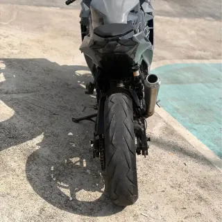 Selling Kawasaki Ninja 400 2018