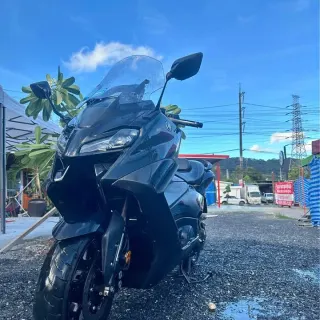 Selling Yamaha TMAX 560 2024