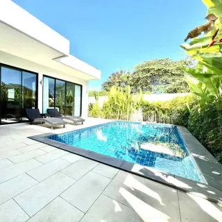 2-bedroom villa for rent in Chalong