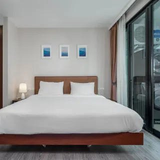 2BR apartment with lake view in Royal Lee The Terminal Phuket