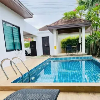 2 bedroom villa for sale in Chalong