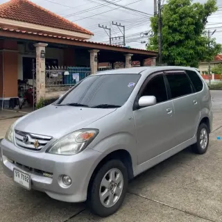 Selling Toyota Avanza 2007