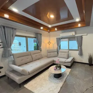 For rent 3-bedroom villa in Mu Ban Kharuehat Thani