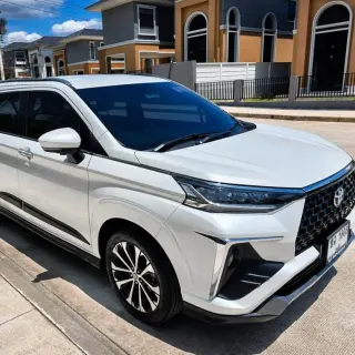 Selling Toyota Veloz 2022