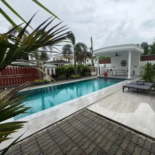 For rent 3-bedroom villa in Mu Ban Kharuehat Thani