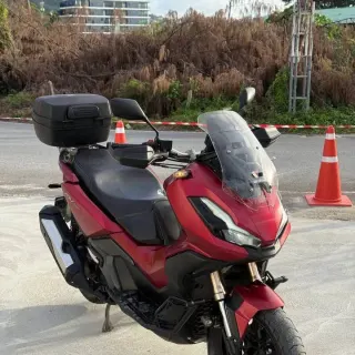Selling Honda ADV 350 2022