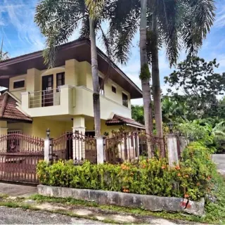 For rent 3-bedroom house in Kathu