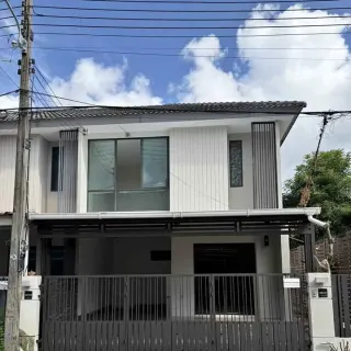 3 Bedroom Townhouse for sale in Kathu