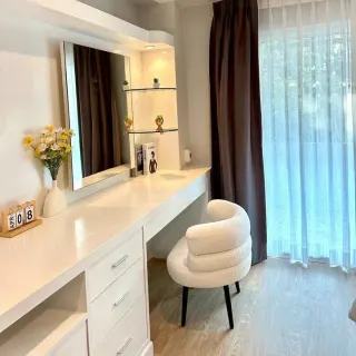 Selling 2-bedroom apartment in Golf View Condo