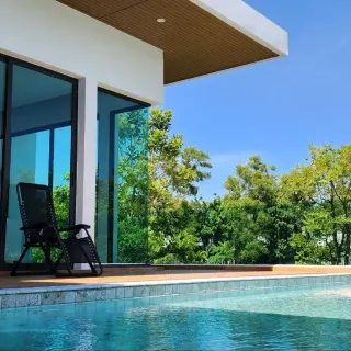 Urgent sale: 3BR lake view villa in Ratsada (Casa Signature)
