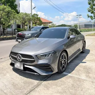 For rent Mercedes-Benz A200