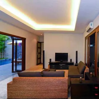 Selling 2-bedroom villa in Rawai