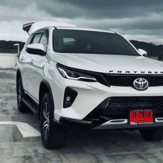 For rent Toyota Fortuner